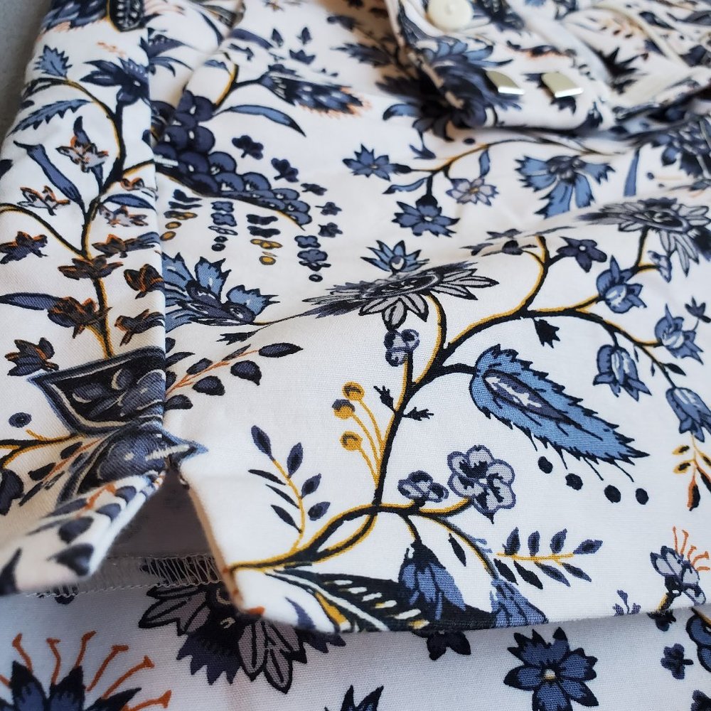 NWOT Ann Taylor LOFT Paisley/Floral Shorts - Picture 5 of 9
